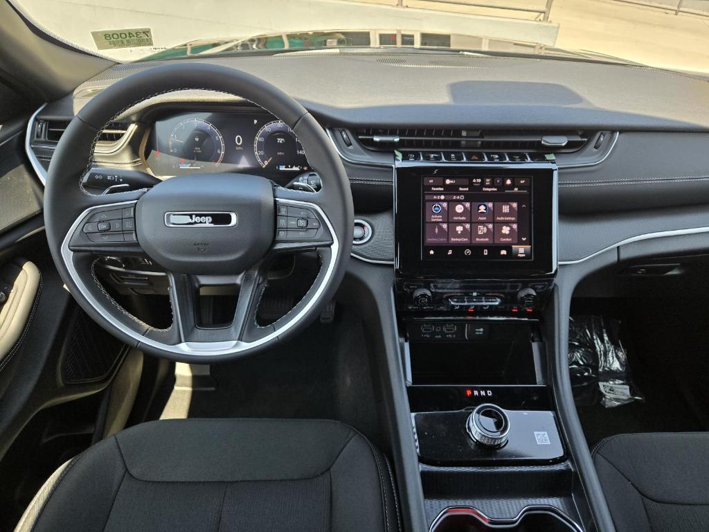 new 2025 Jeep Grand Cherokee car, priced at $41,420