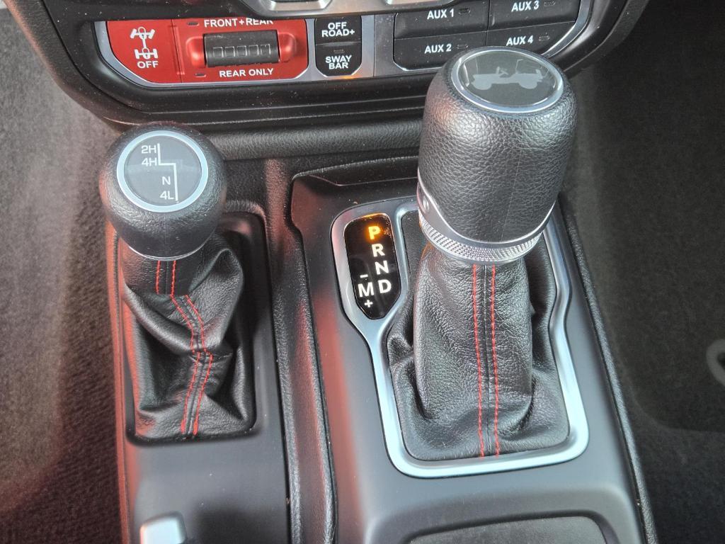 used 2021 Jeep Wrangler Unlimited car, priced at $36,992