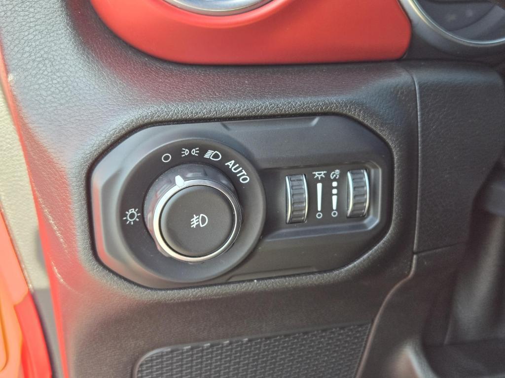 used 2021 Jeep Wrangler Unlimited car, priced at $36,992