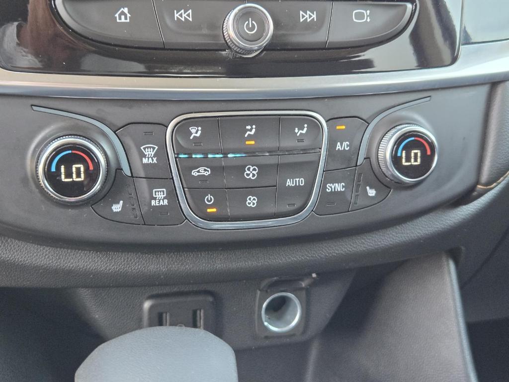 used 2021 Chevrolet Traverse car, priced at $23,928