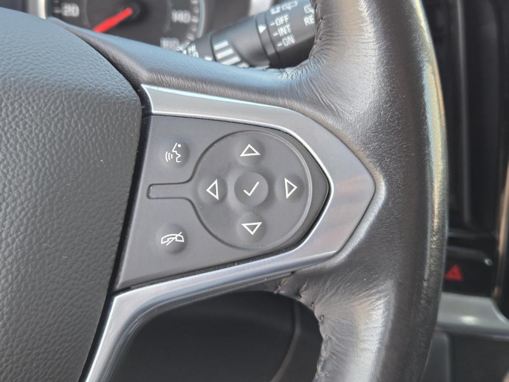 used 2021 Chevrolet Traverse car, priced at $23,928