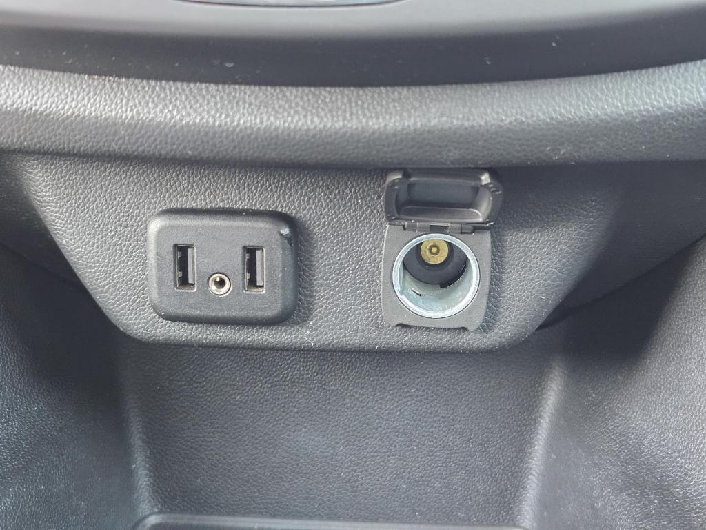 used 2021 Chevrolet Traverse car, priced at $23,928