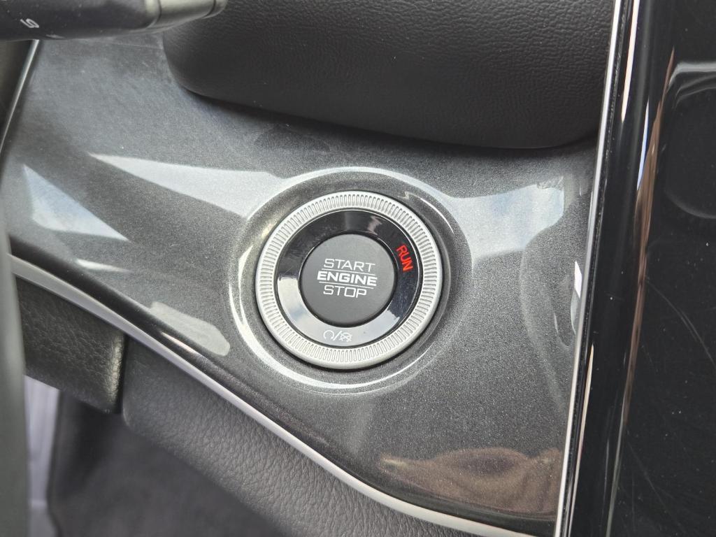 used 2021 Jeep Grand Cherokee L car, priced at $26,998