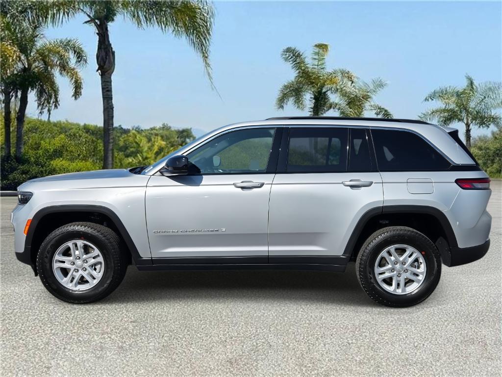 new 2025 Jeep Grand Cherokee car, priced at $36,625