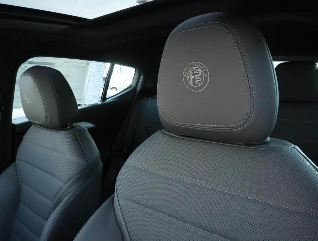 new 2025 Alfa Romeo Tonale car, priced at $54,430