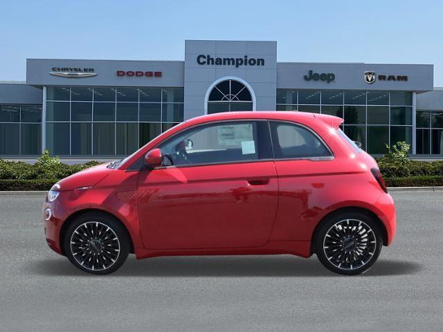 new 2024 FIAT 500e car