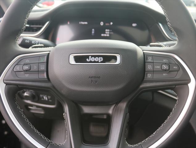 new 2024 Jeep Grand Cherokee car, priced at $38,690