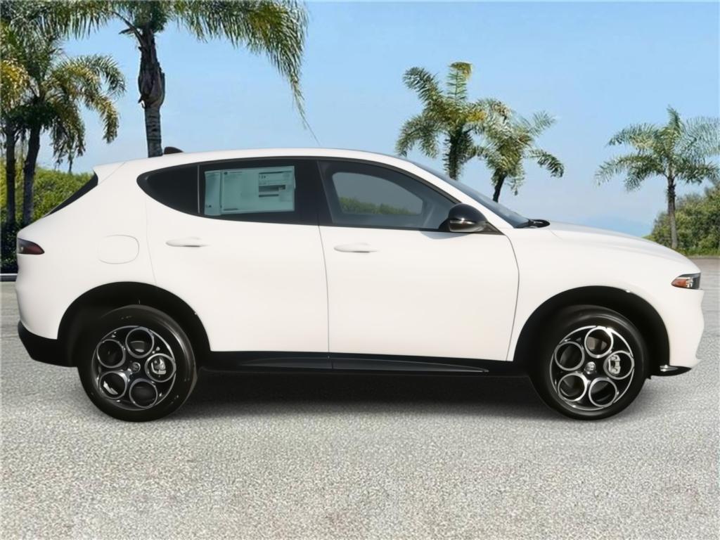 new 2025 Alfa Romeo Tonale car, priced at $39,930