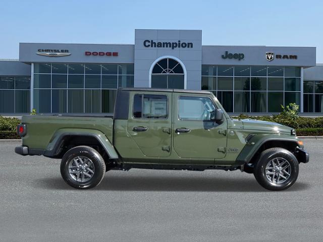 new 2024 Jeep Gladiator car, priced at $45,035