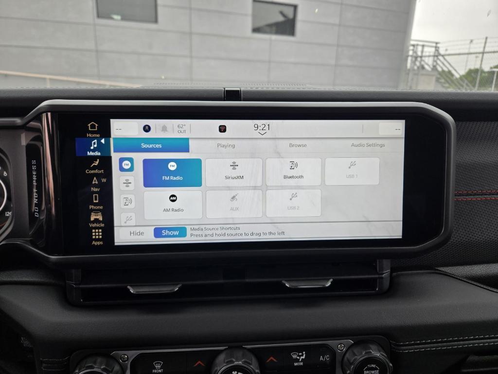 new 2025 Jeep Gladiator car, priced at $58,500