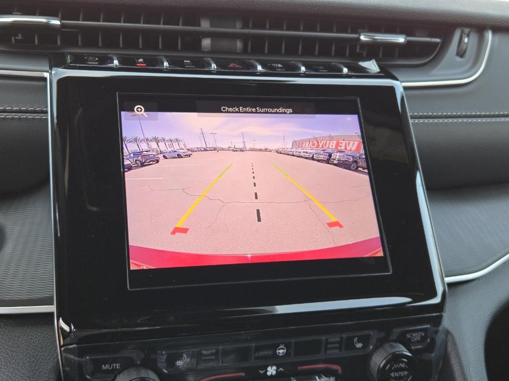 new 2025 Jeep Grand Cherokee L car, priced at $39,875