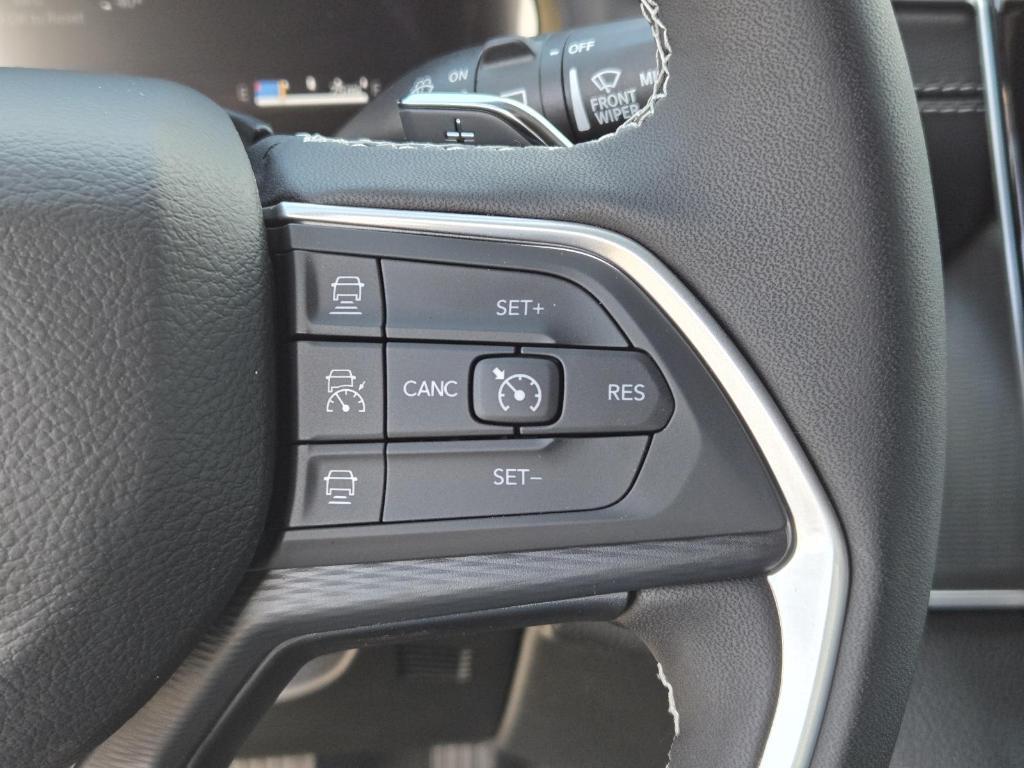 new 2025 Jeep Grand Cherokee L car, priced at $39,875