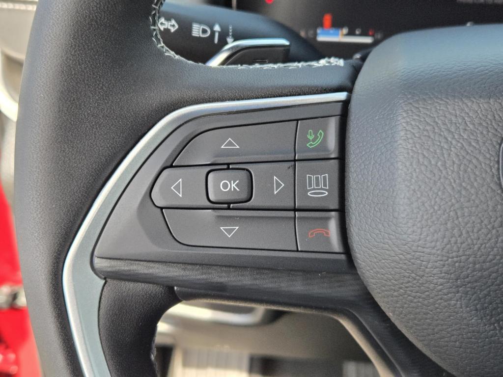 new 2025 Jeep Grand Cherokee L car, priced at $39,875