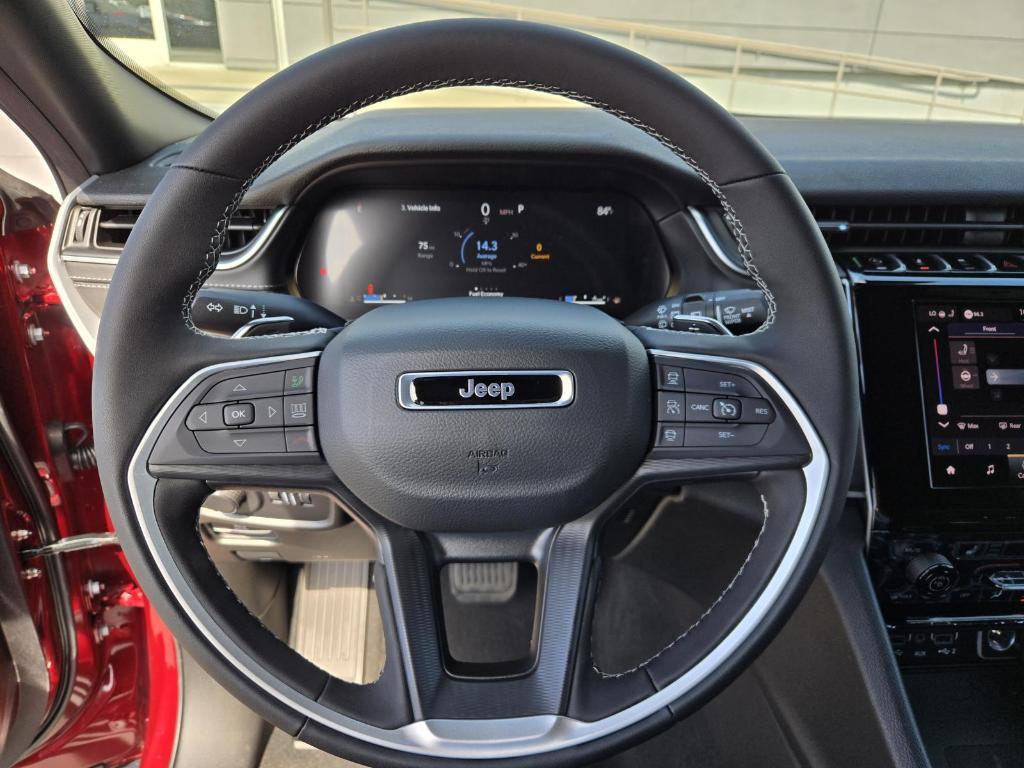 new 2025 Jeep Grand Cherokee L car, priced at $39,875