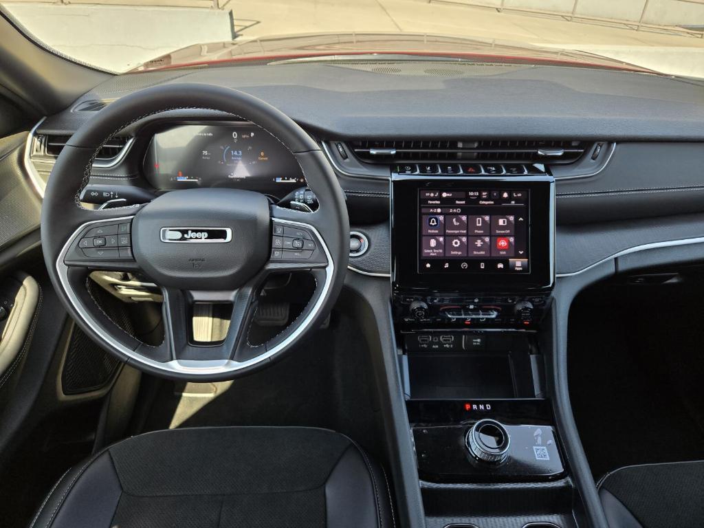 new 2025 Jeep Grand Cherokee L car, priced at $39,875