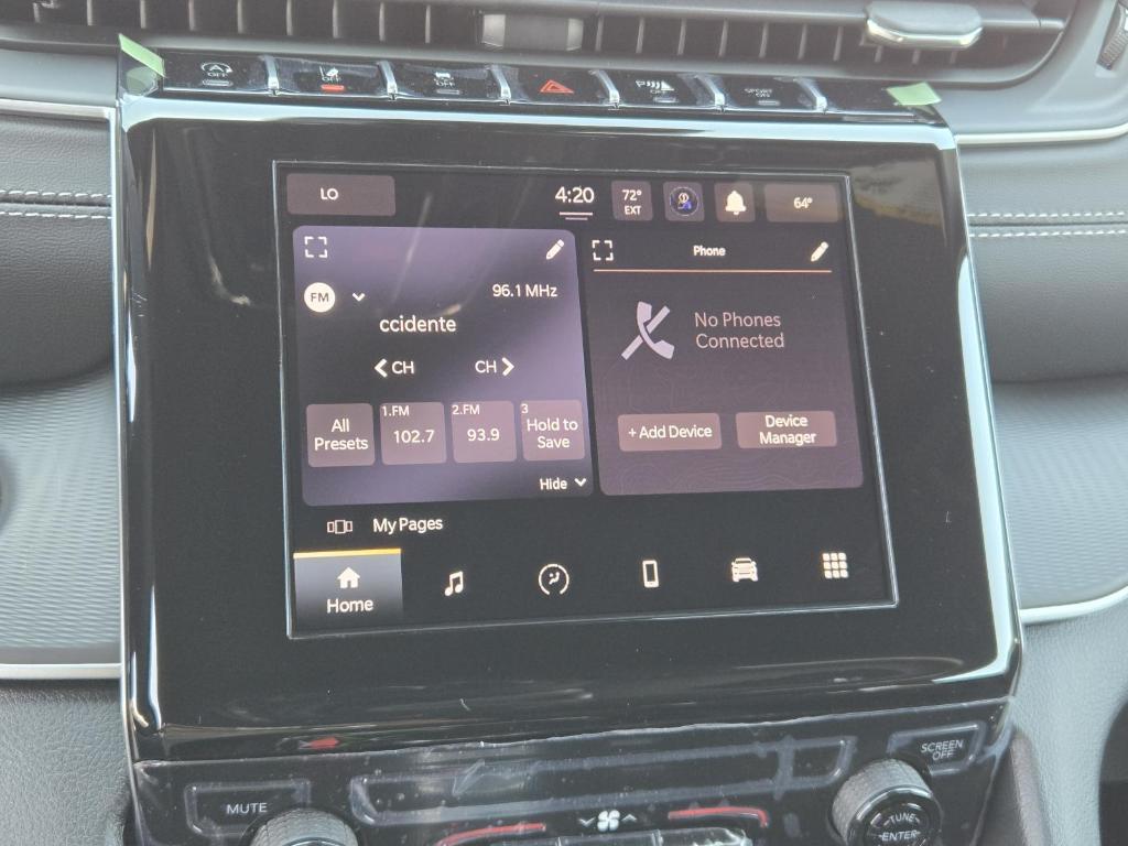new 2025 Jeep Grand Cherokee car, priced at $36,625