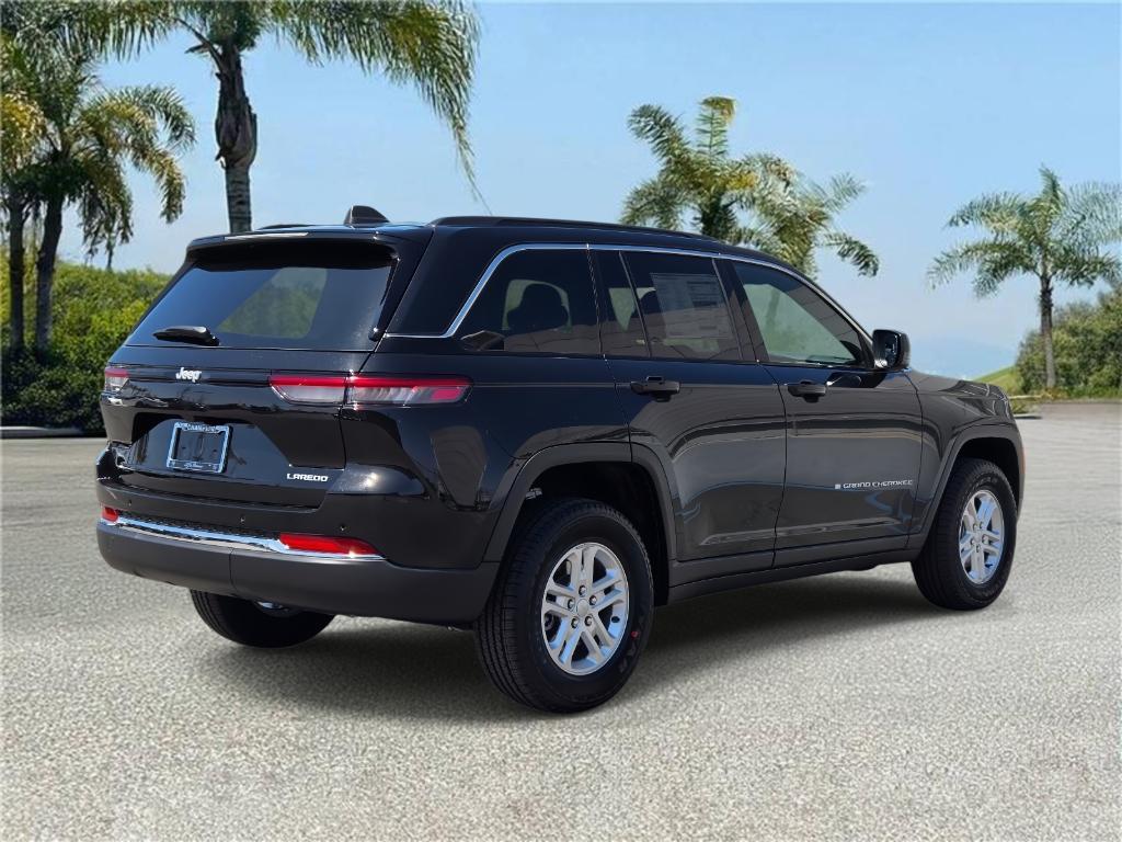 new 2025 Jeep Grand Cherokee car, priced at $36,625