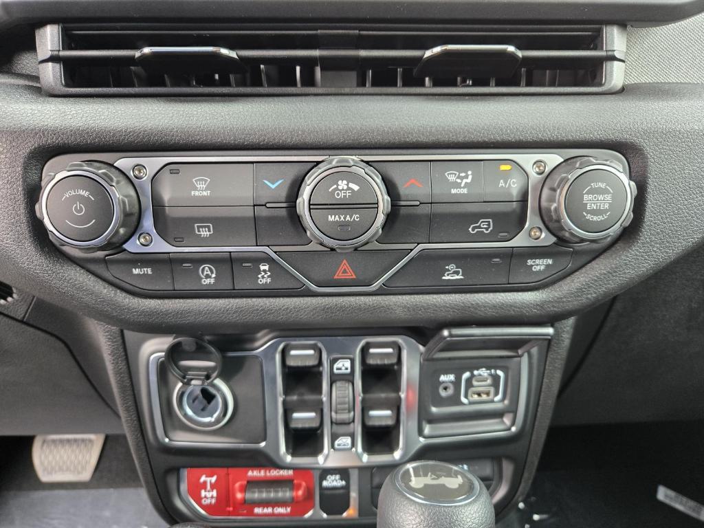 new 2026 Jeep Wrangler car, priced at $49,795