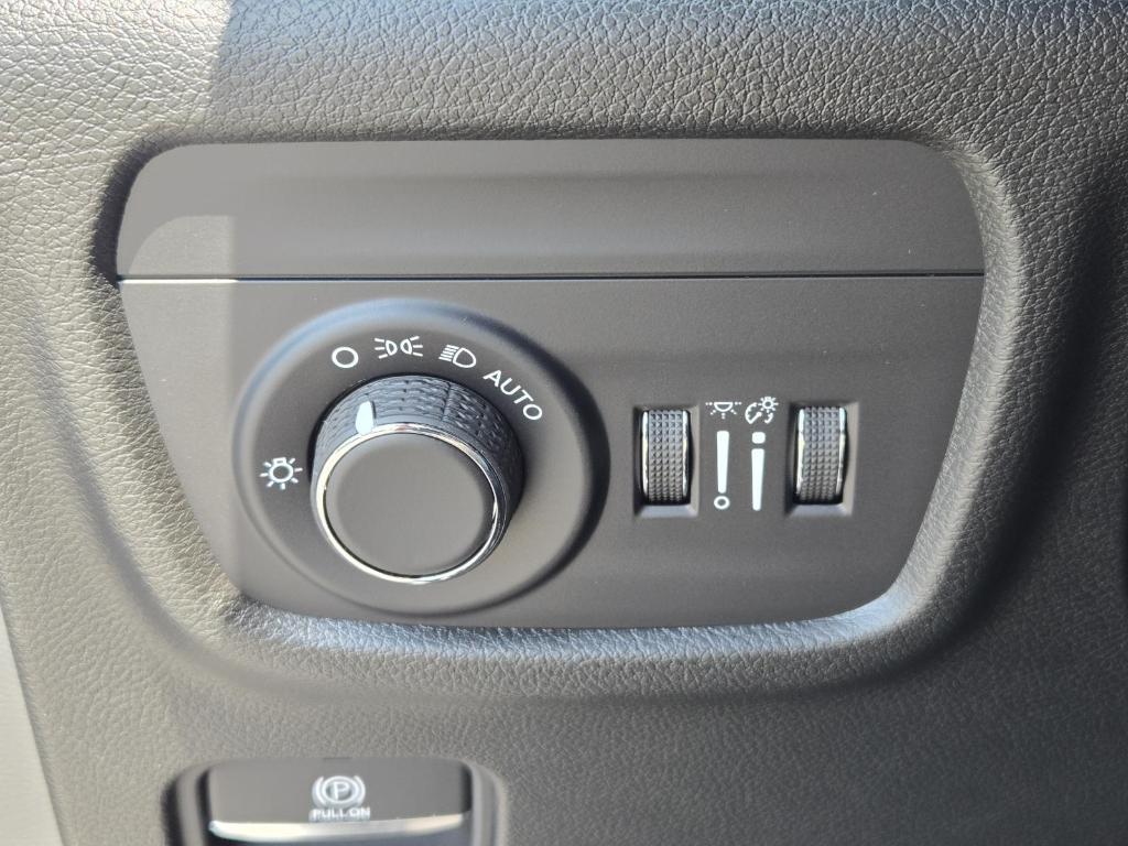 new 2025 Jeep Grand Cherokee L car, priced at $46,730