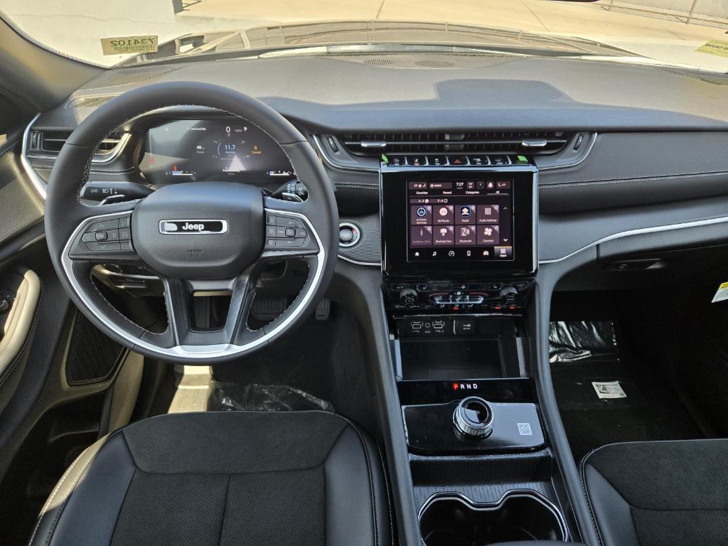 new 2025 Jeep Grand Cherokee L car, priced at $46,730