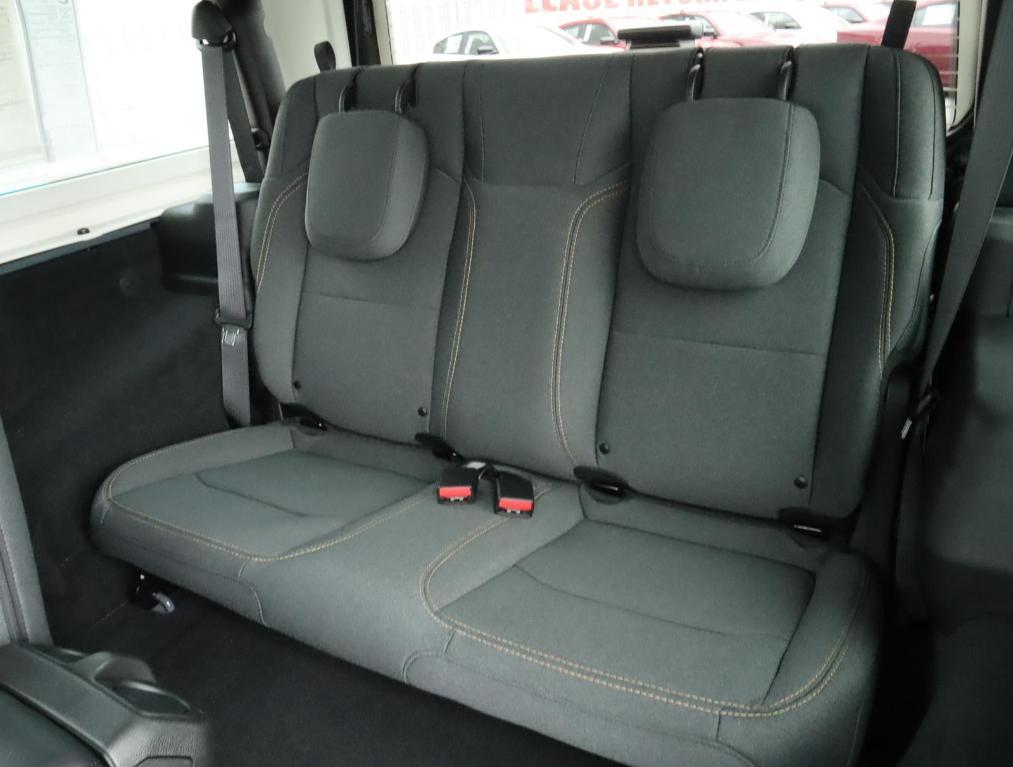 new 2025 Jeep Wrangler car, priced at $43,575