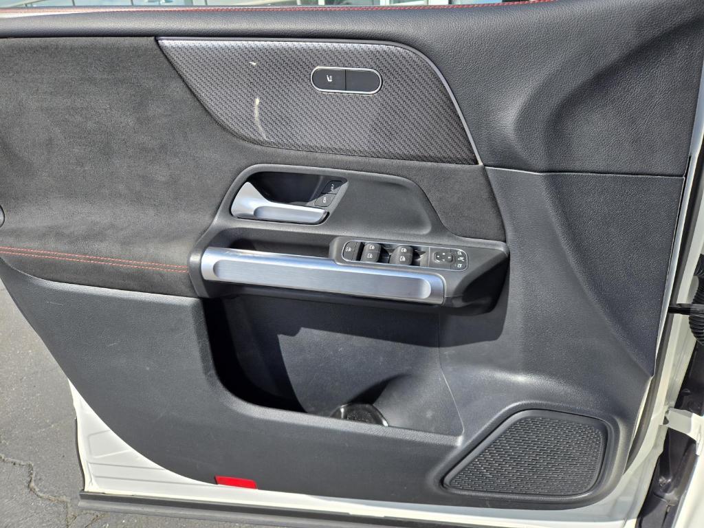 used 2022 Mercedes-Benz GLB 250 car, priced at $28,780