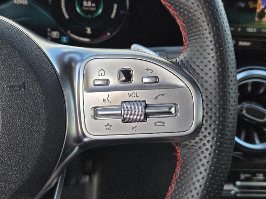 used 2022 Mercedes-Benz GLB 250 car, priced at $28,780