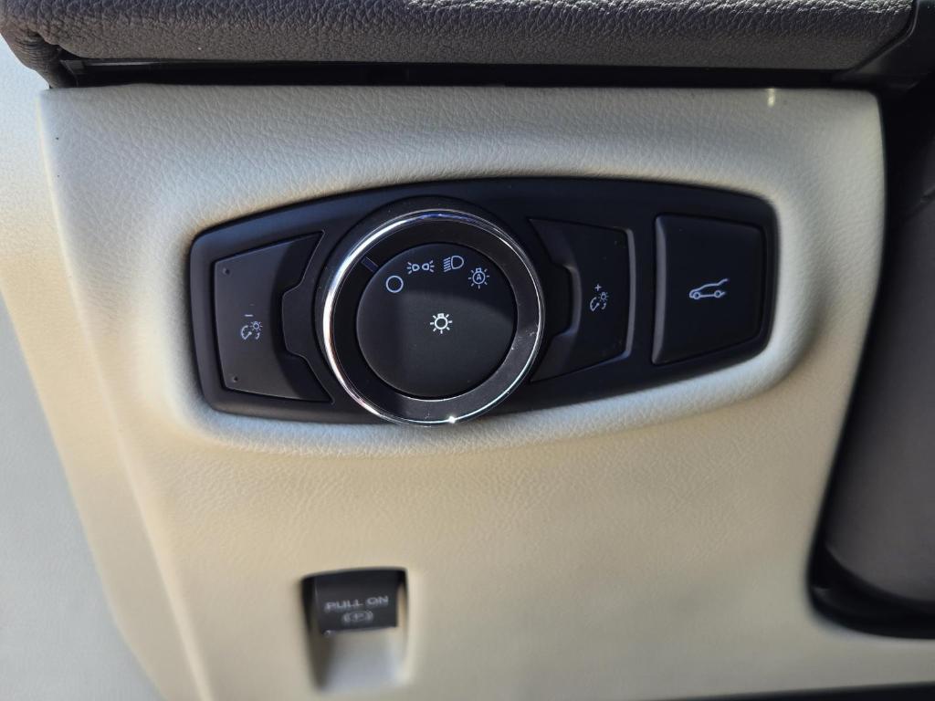 used 2015 Lincoln MKZ Hybrid car, priced at $12,998