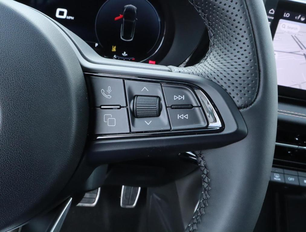 new 2025 Alfa Romeo Tonale car, priced at $42,625