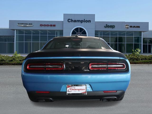 new 2023 Dodge Challenger car