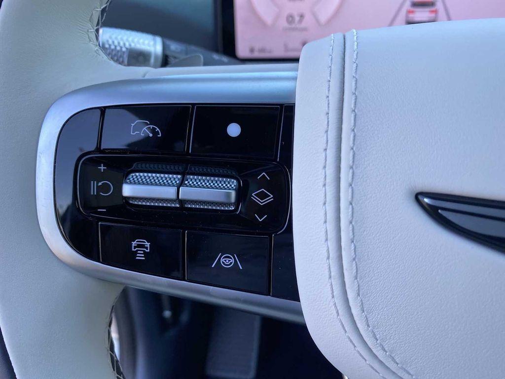 new 2025 Genesis GV80 car, priced at $83,438