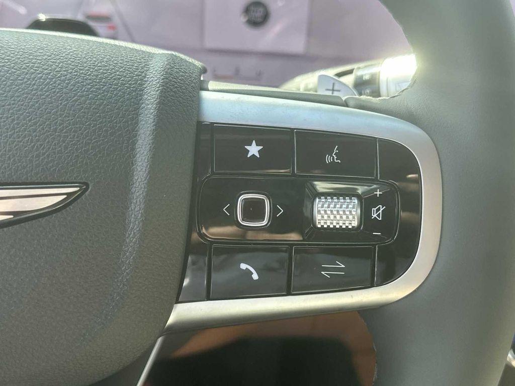new 2025 Genesis GV80 car, priced at $77,874