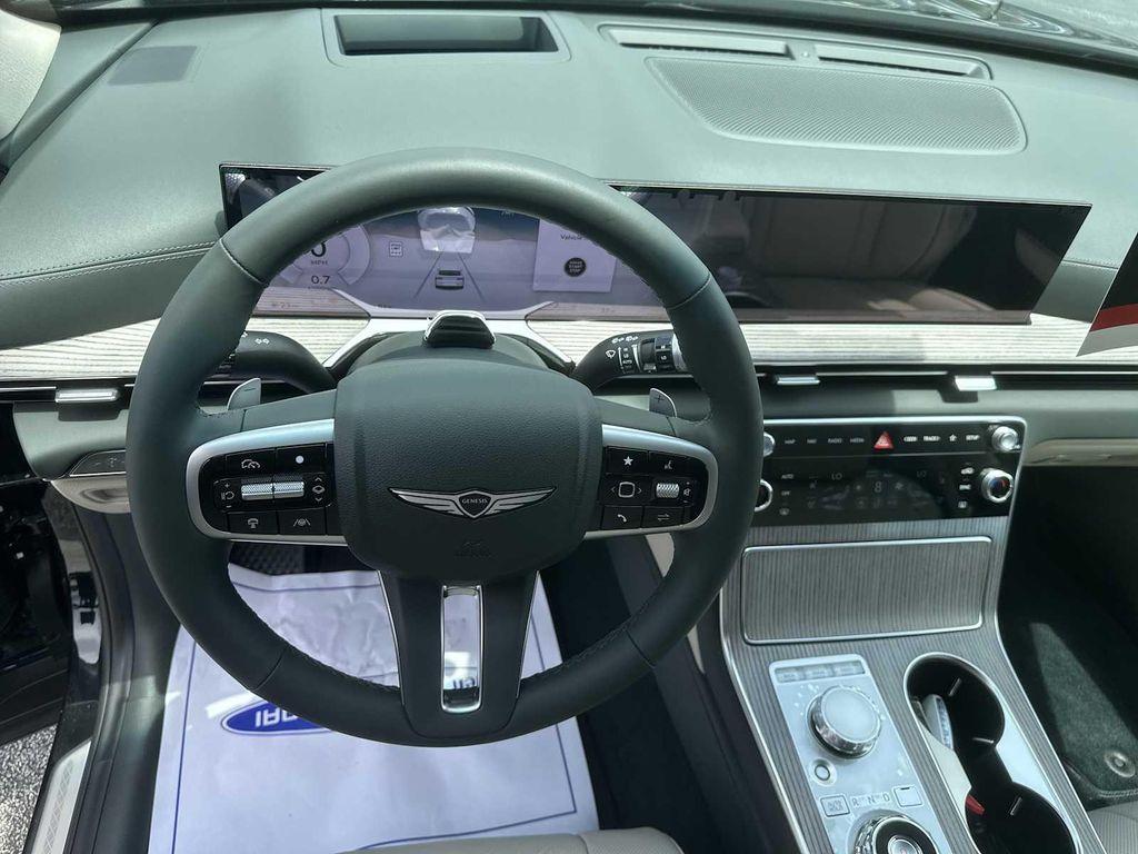new 2025 Genesis GV80 car, priced at $77,404