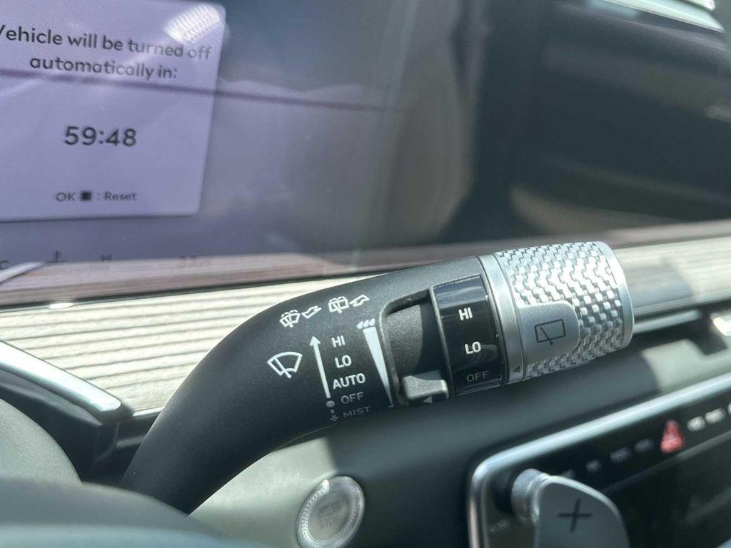 new 2025 Genesis GV80 car, priced at $77,404