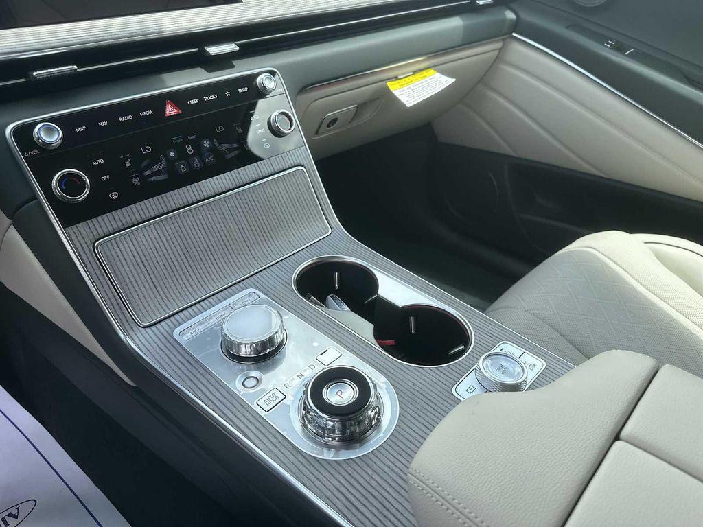 new 2025 Genesis GV80 car, priced at $77,404