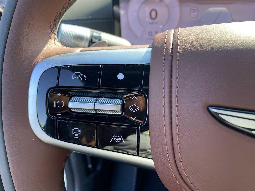 new 2025 Genesis GV80 car, priced at $79,543