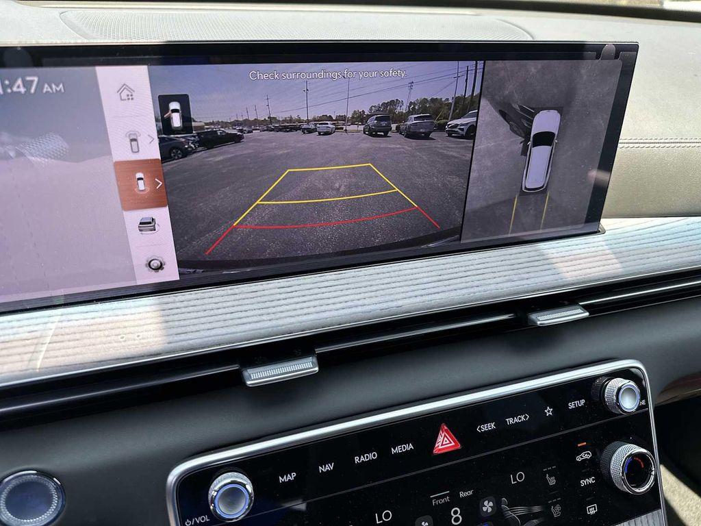new 2025 Genesis GV80 car, priced at $83,084