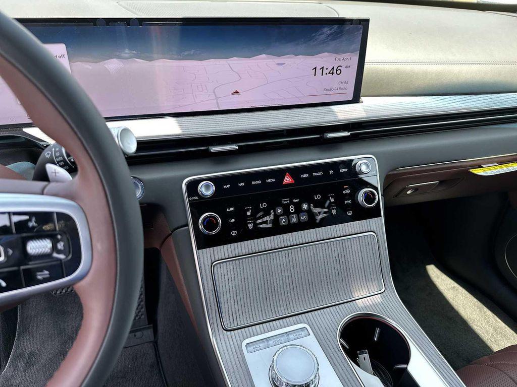 new 2025 Genesis GV80 car, priced at $83,084
