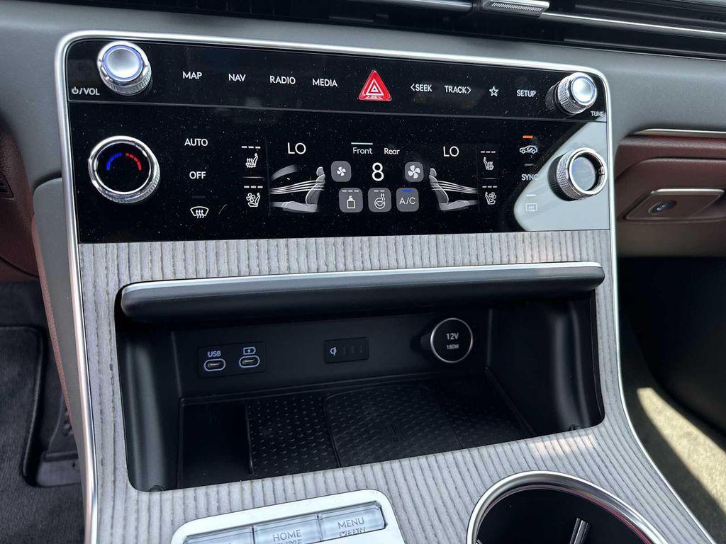 new 2025 Genesis GV80 car, priced at $83,084