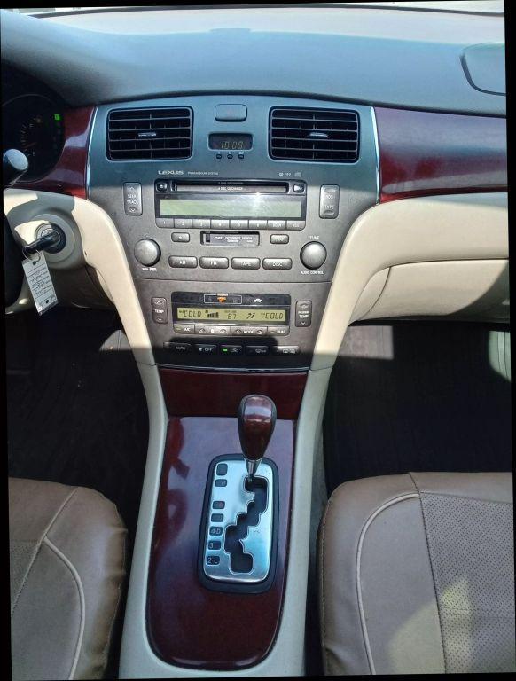 used 2004 Lexus ES 330 car, priced at $3,999