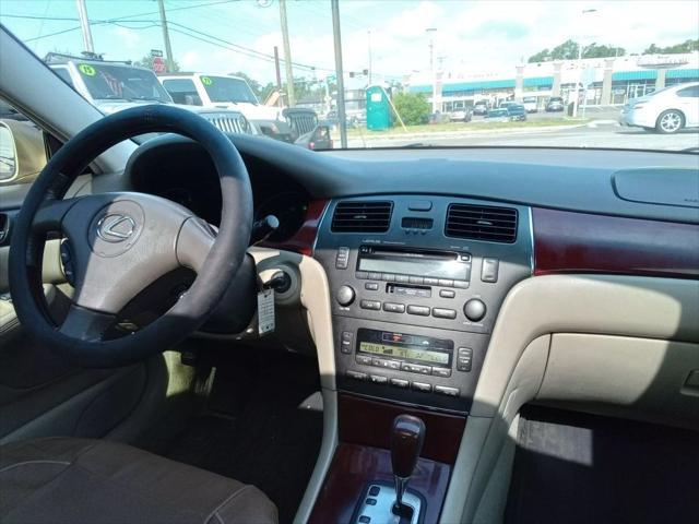 used 2004 Lexus ES 330 car, priced at $3,999