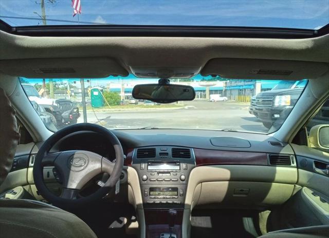 used 2004 Lexus ES 330 car, priced at $3,999