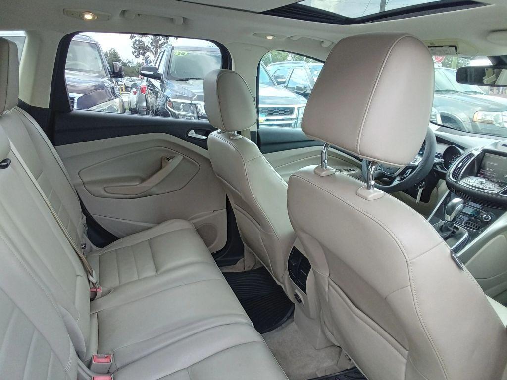 used 2013 Ford Escape car, priced at $5,999