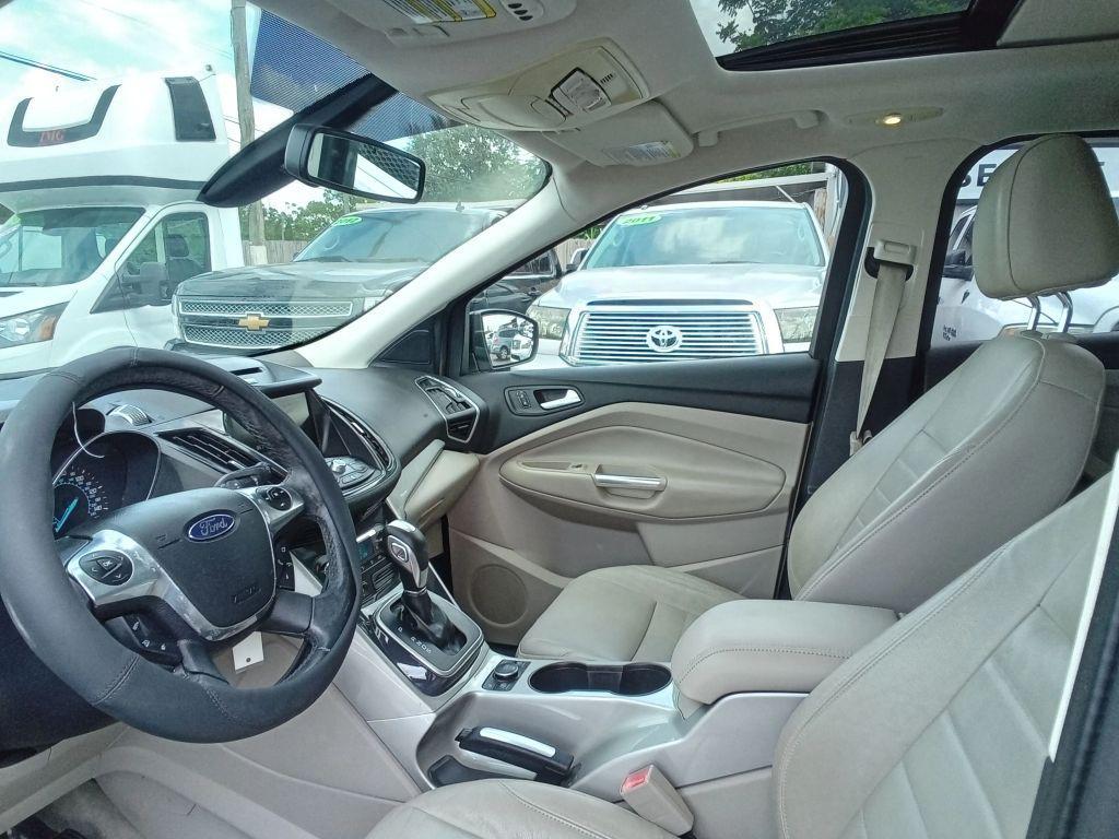used 2013 Ford Escape car, priced at $5,999