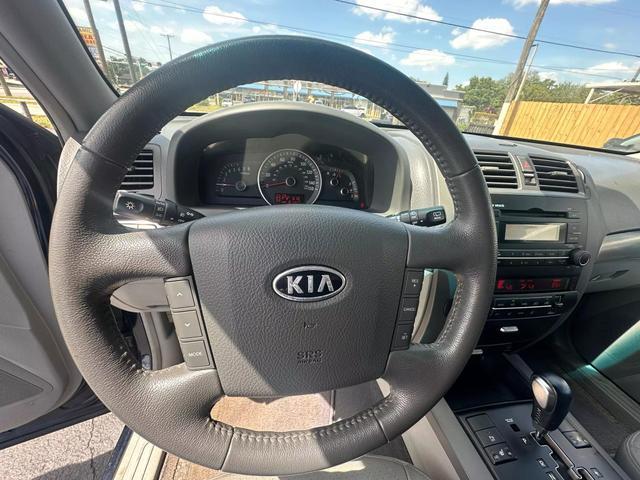 used 2009 Kia Borrego car, priced at $7,999