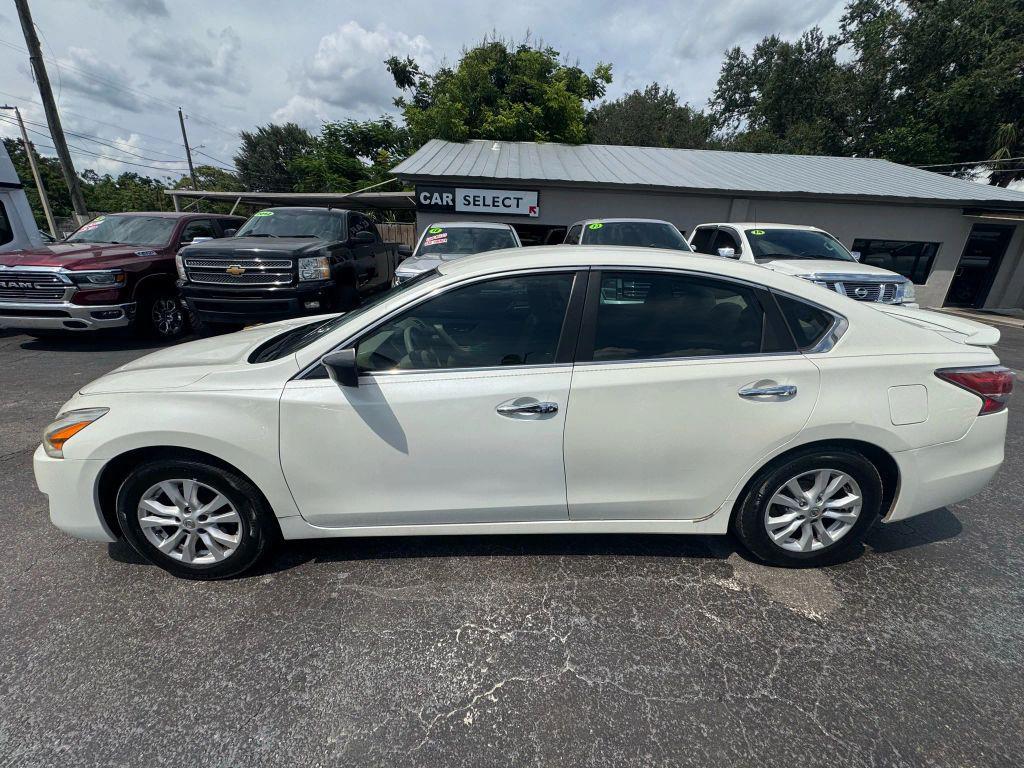 used 2014 Nissan Altima car, priced at $5,999