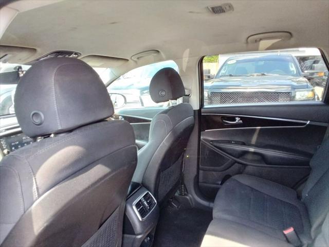 used 2018 Kia Sorento car, priced at $8,499