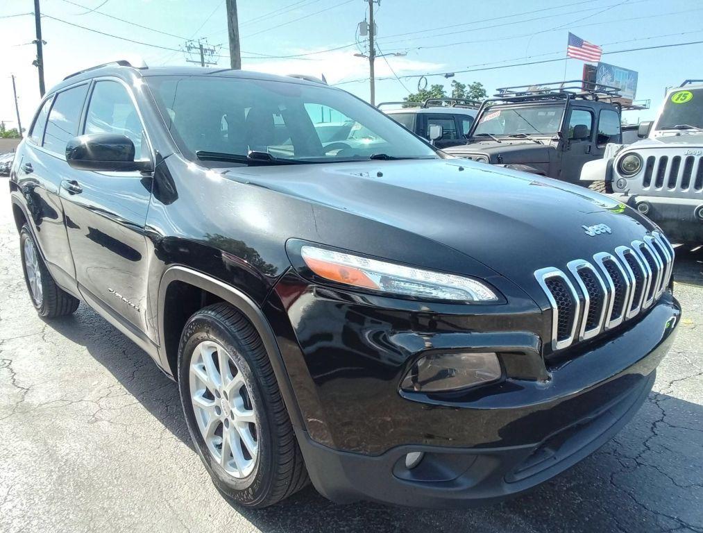 used 2015 Jeep Cherokee car, priced at $6,999