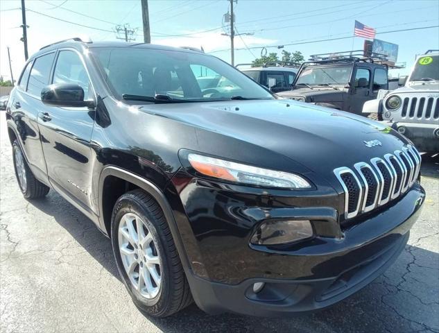 used 2015 Jeep Cherokee car, priced at $7,999