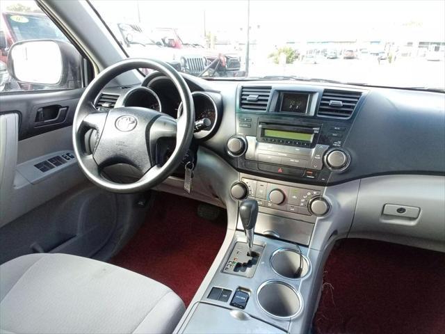 used 2008 Toyota Highlander car, priced at $5,499